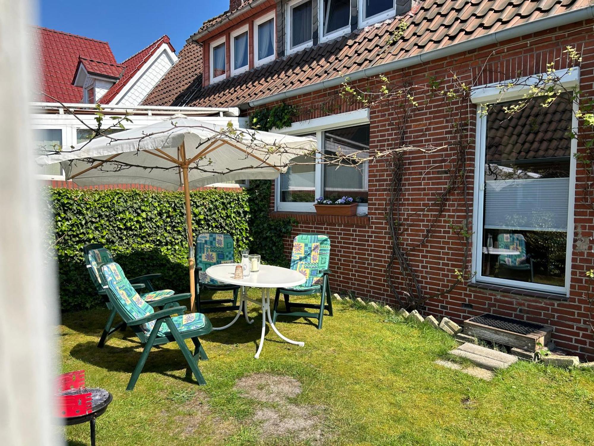 Ferienwohnung Haus Papenburg Garten Parkplatz Nordsee Esterno foto